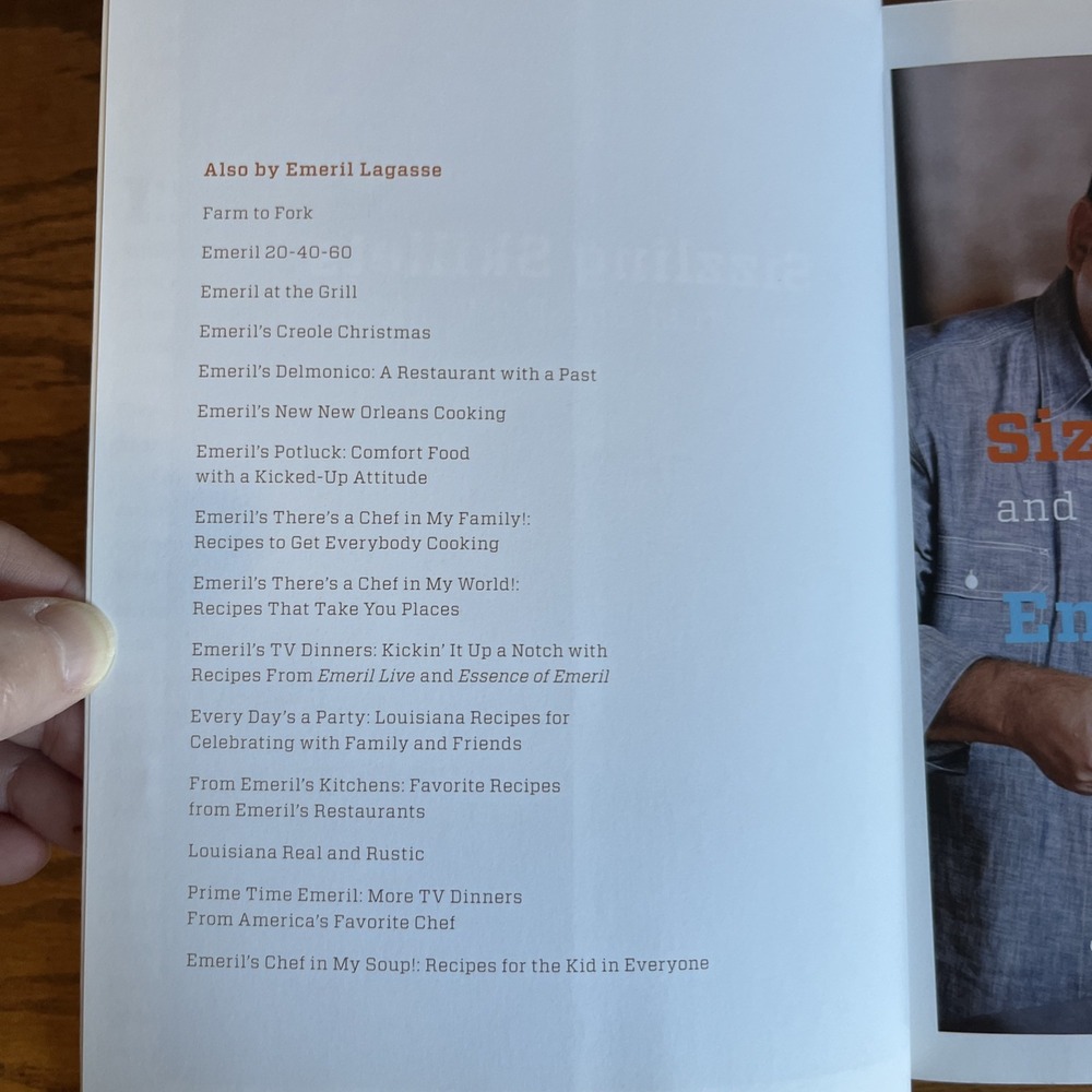 Sizzling Skillets and Other One-Pot Wonders Cookbook by Lagasse,‎ Emeril - Picture 3 of 7